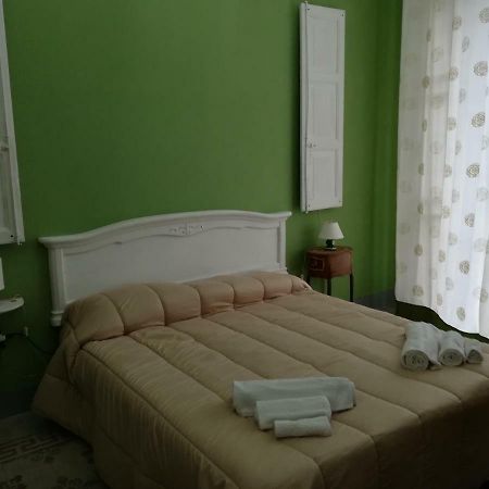 Apartamento Casa In Palazzo Graffeo Erika Palermo Exterior foto